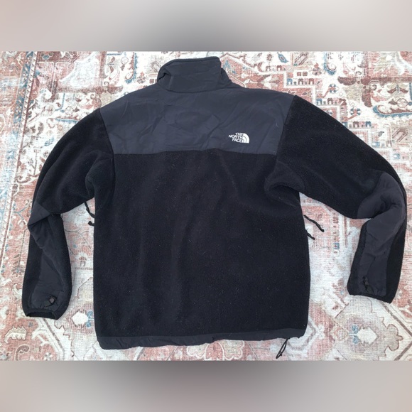 Black North Face - Picture 2 of 2